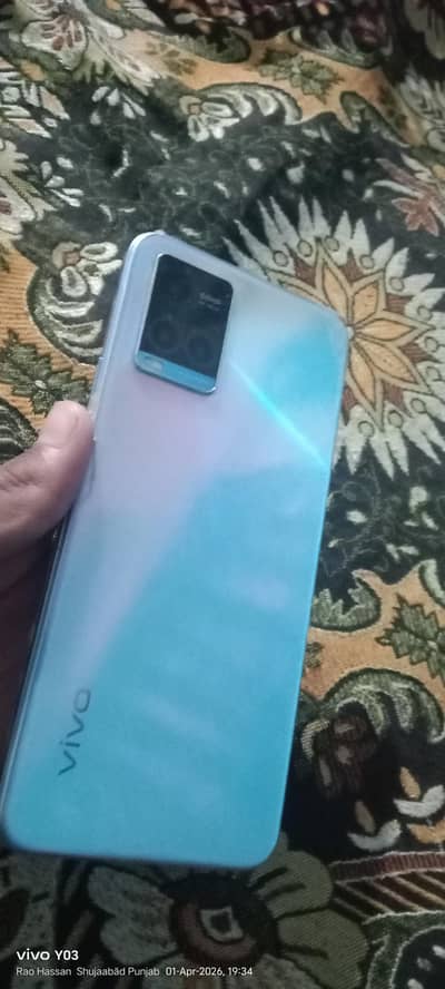 Vivo y33s 8/128 ram