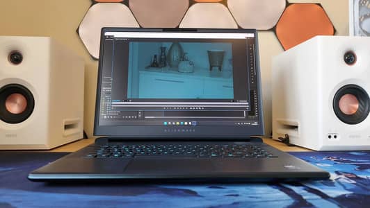 Dell Alienware 18 Area 51, RTX 5090, Core Ultra 9, 64GB Ram, 2TB