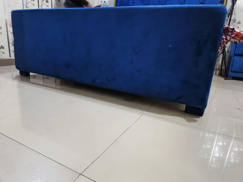 full poshing Double bed Dressing  side table 2