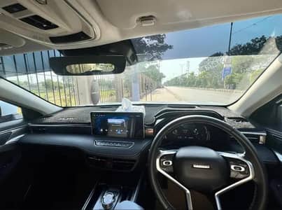 Havel jolion hev lush condition 3400 km driven