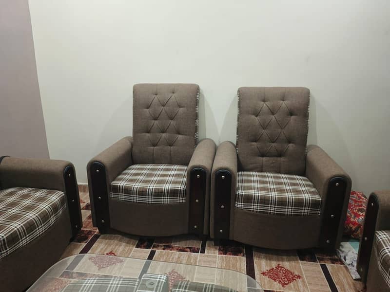 7 ceter sofe…, 4 ceter dining table sofe 1