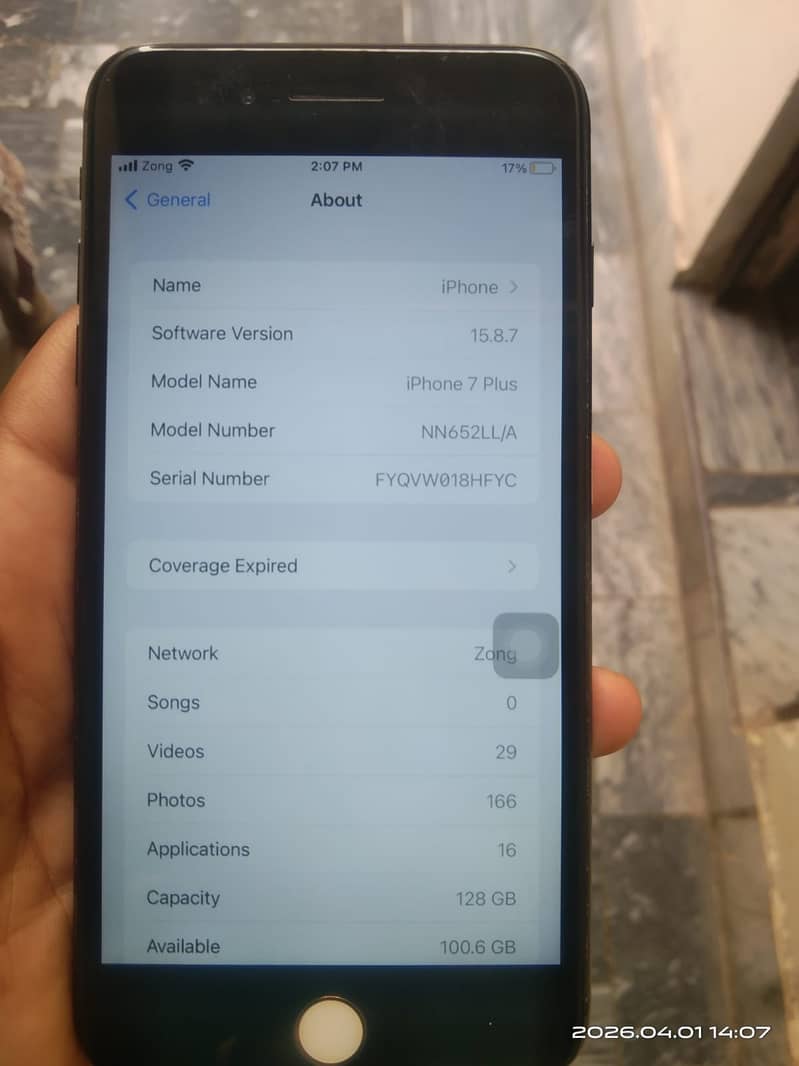 Apple iPhone 7 Plus 0