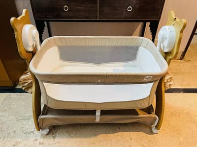 Electric Baby Jhoola / Automatic Cradle – 10/10 Like New