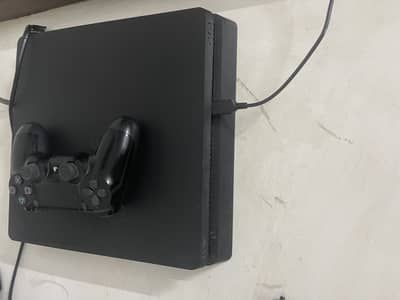 PS4 slim 1tb