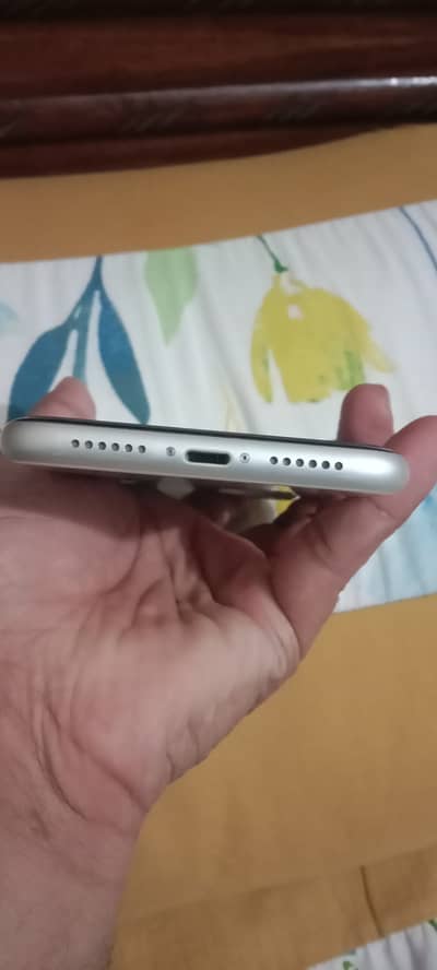 i phone 11 non pta ha sale urgent