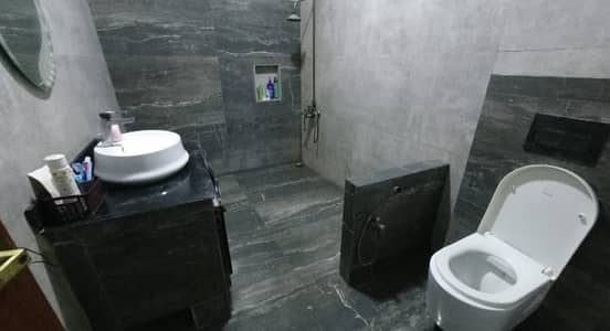 BANGLOLW FOR SALE IN GULSHAN E IQBAL 13D2
