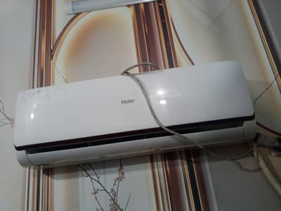 Haier ac 1 ton for sale like new