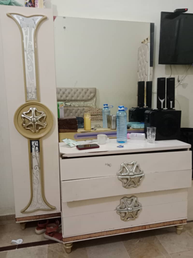 Bed room set 1