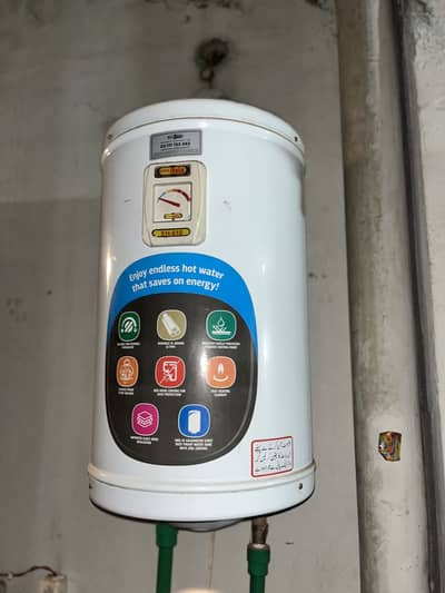 Instant geyser super Asia 16 leter condition 10/10