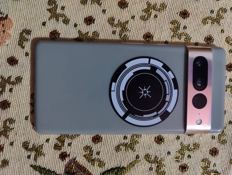 Google Pixel 7 Pro 2