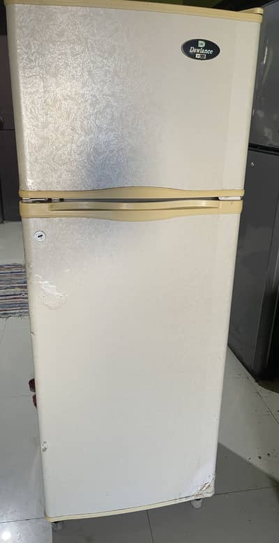 Dawlance 9133 Double Door Fridge | Perfect Cooling Both Compartments