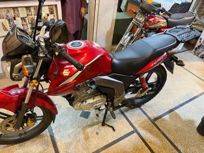 Suzuki GS125