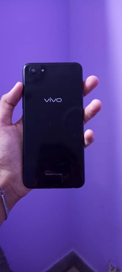 Vivo y83 pta approved 6/128,GB all ok mind condition 10/10. .