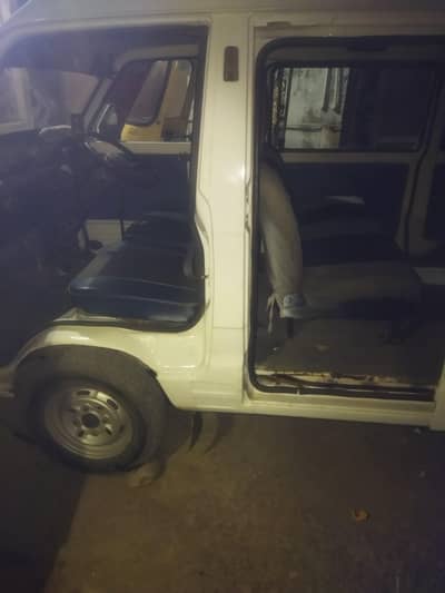 Suzuki Bolan Hi Roof Dec 2015 ( registration 2016)