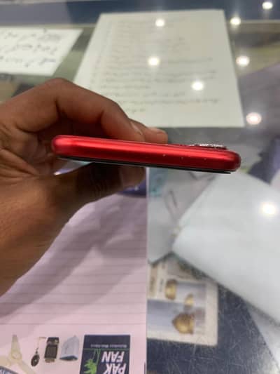 Iphone 11 non pta 64gb water pack 10/10