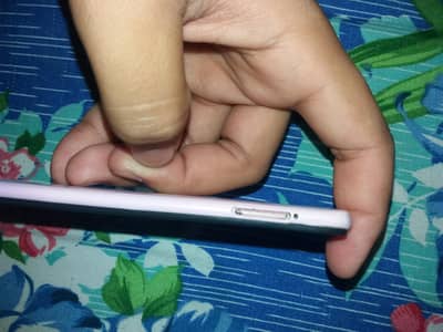 vivo y97.8. 256. gb. side sim thori toti hoya hai baki all ok hai jis