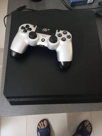  PS4 Slim 500GB for Sale. Great Condition!