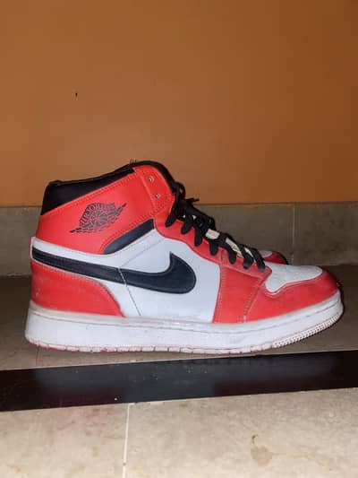 Nike Air Jordan 1 “Chicago”