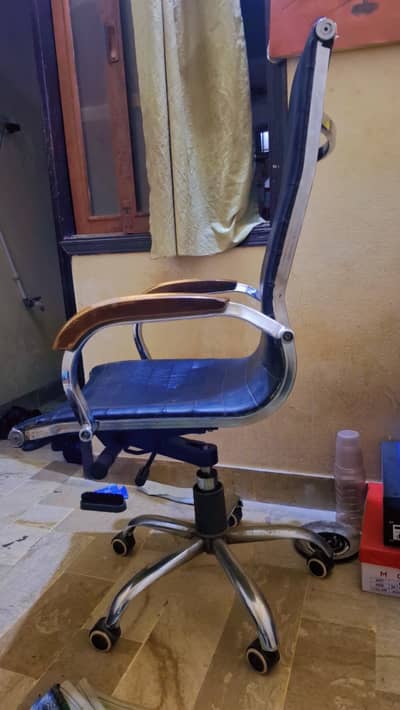 high-back executive office chair