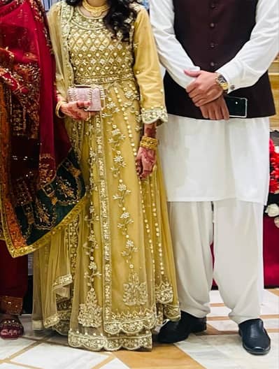 luxury Wedding wear Gown