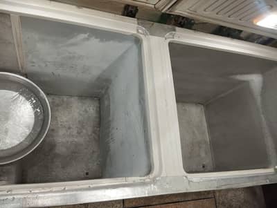 waves deep freezer