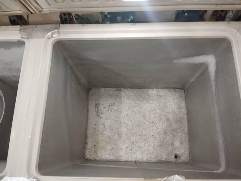 waves deep freezer 2