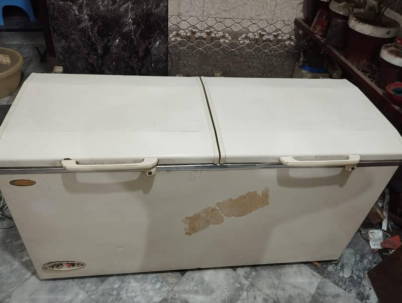 waves deep freezer 6