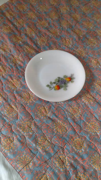 France appollo dinner set 60 pieces available