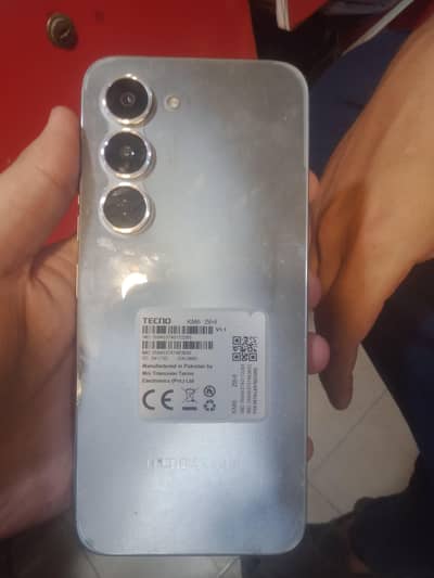 Tecno spark 40 pro