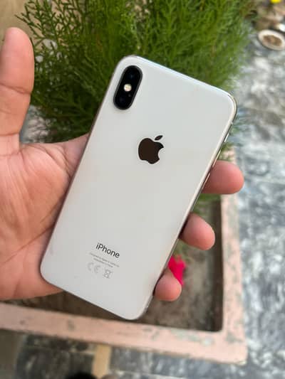 Iphone 11 pro  10/10 anda piece