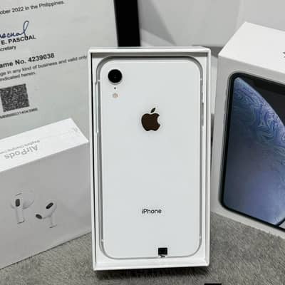 iphone XR 256 GB PTA approved my WhatsApp number 03414863497