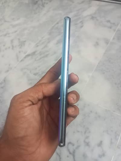 Huawei Y9s 6/128 going cheep