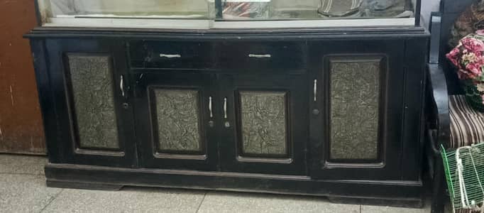 big size showcase