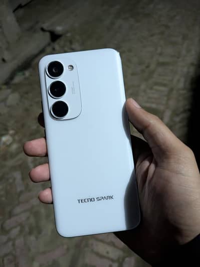 Tecno spark 40 pro plus 9 months warranty