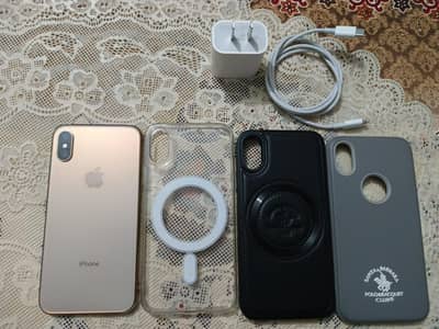 IPhone XS 64GB  ( Non PTA  JV ) Golden Colour