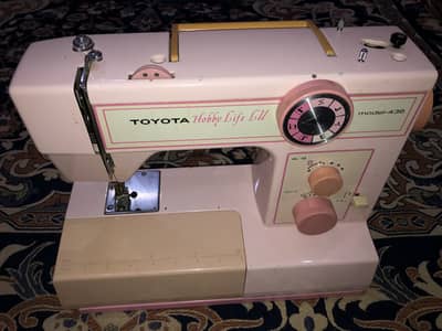 Toyota Hobby Life LU (Model-436) sewing machine