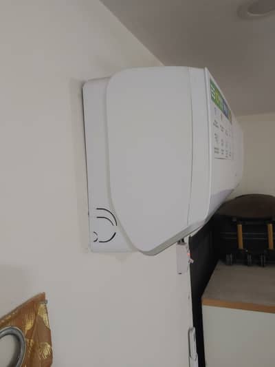 Ecostar Ac brand new