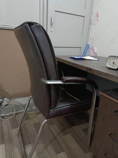lether office / study chair