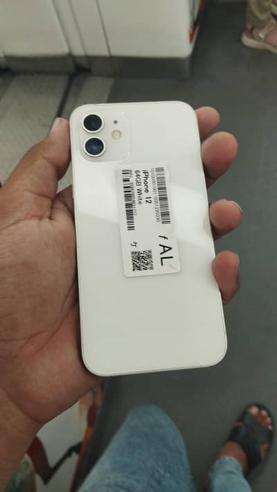 I phone 12 non pta 64 GB white colour 10/10 condition wtsp 03294149422