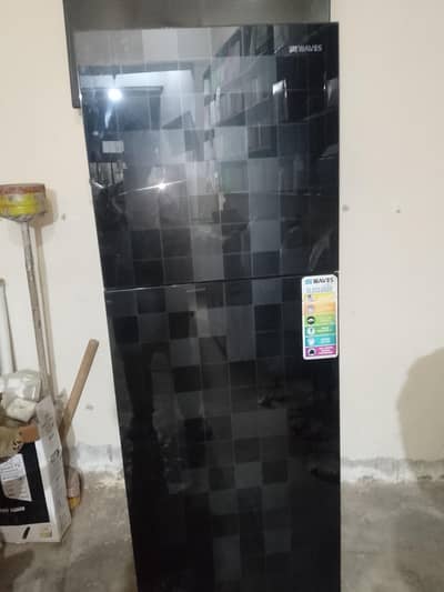 Waves,s Fridge for slae