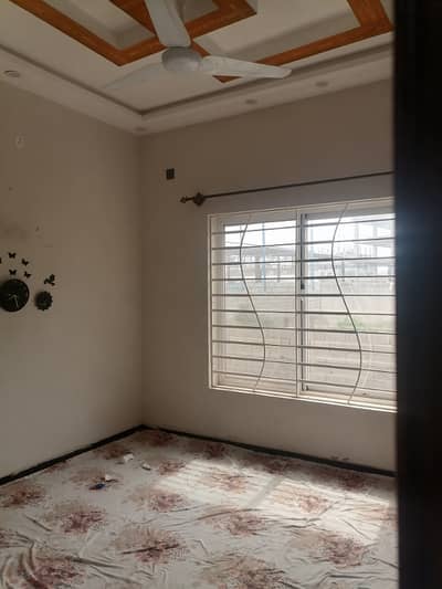 3 marla ground portion available for rent