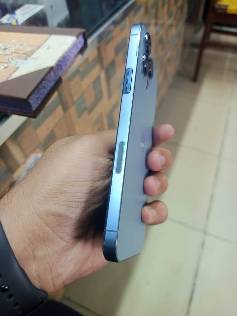 iphone 13 pro max 3