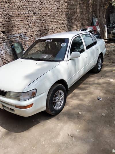 toyota corolla xe 2000