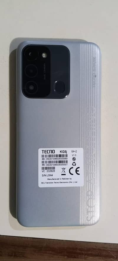Tecno spark 8c 2+2/64