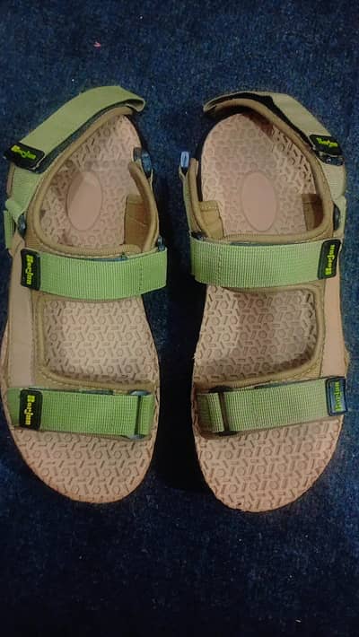 Boys sandals