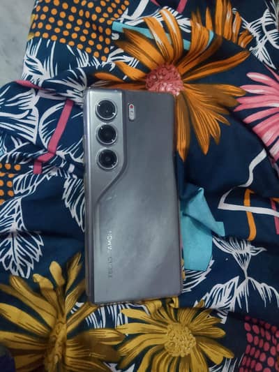tacno camon 40 pro