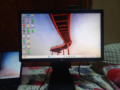 Computer LCD Monitor HP 19 Inch / LCD 19 Inch