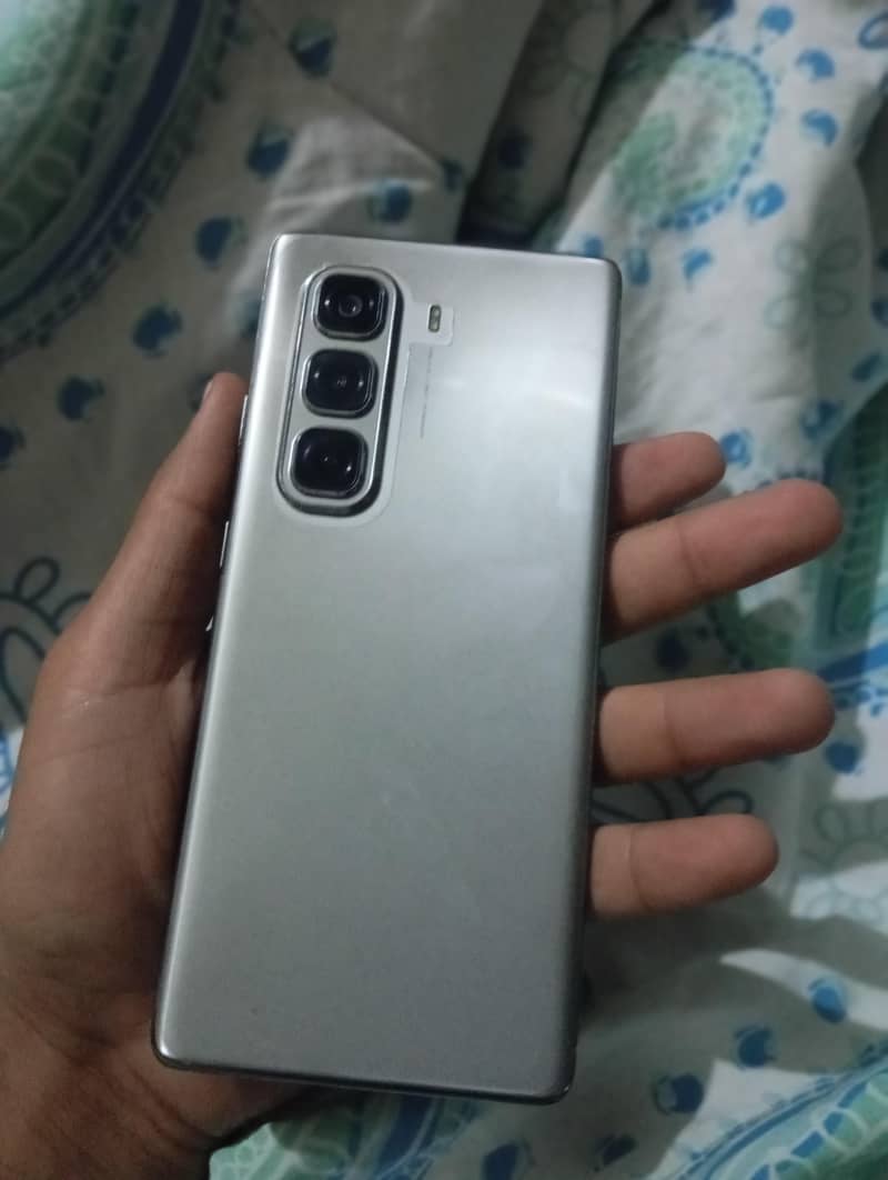 Infinix 6