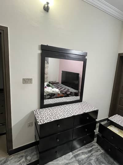Dressing table for sala