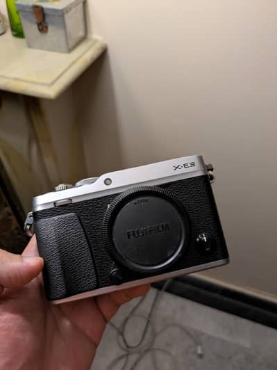 Fujifilm XE3 (body only)